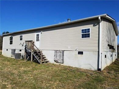 131 Try and Find It Dr, Hendersonville, NC 28792 - photo 2