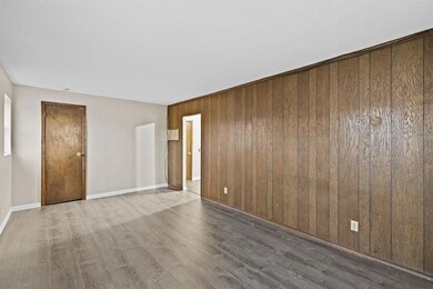 202 S Railroad St, Walnutport, PA 18088 - photo 4