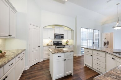 8629 Bridge St, North Richland Hills, TX 76180 - photo 3