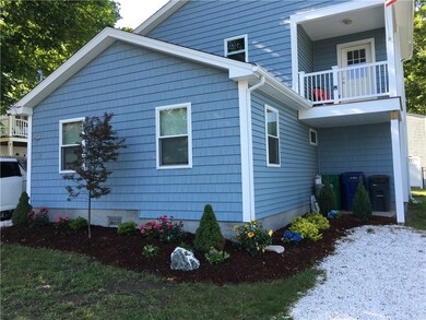 52 Wakefield Ave, Wakefield, RI 02879 - photo 2