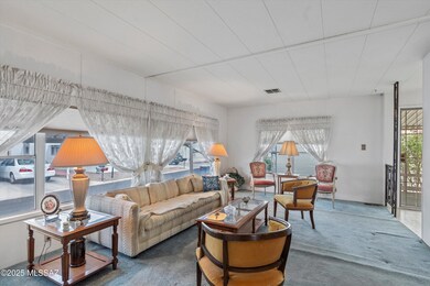 07-Living Room