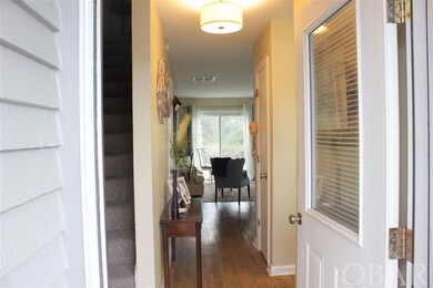 view coming in main front door.