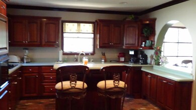 31 Springhill Rd 006
