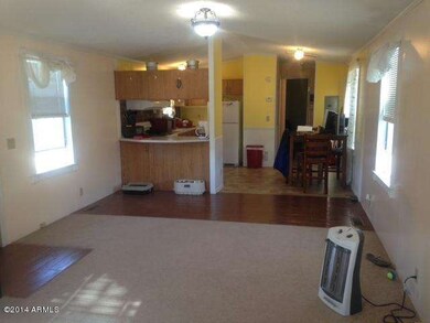 livingroom to kitchen