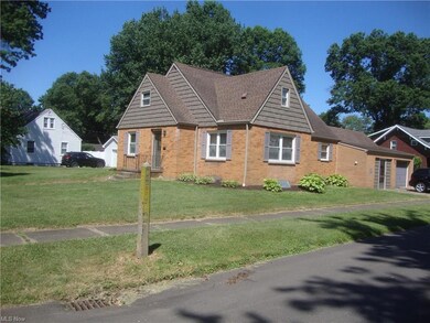 Cross Street Side