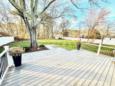 375 Main Dunstable Rd, Nashua, NH 03062 - photo 5