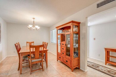 1864 E Concorda Dr, Tempe, AZ 85282 - photo 7