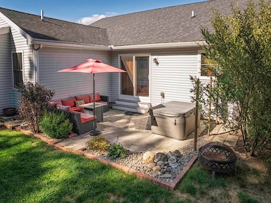 134 Emerald Ln, Dover, NH 03820 - photo 4