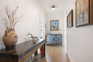 GALLERY CORRIDOR