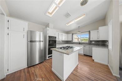 2033 Hollister Rd, Pinon Hills, CA 92372 - photo 4