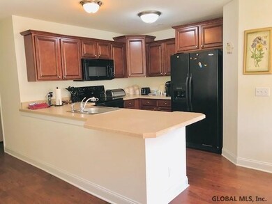 301 Royale Ct, Troy, NY 12180 - photo 4