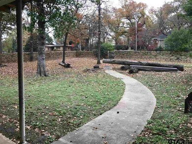 1004 1004 Dulse St, Tyler, TX 75701 - photo 2