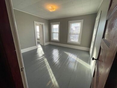 377 Dubuque St unit 3, Manchester, NH 03102 - photo 2