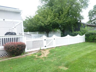 Rear Yard to Deck