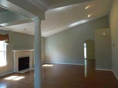 vaulted ceiling with columns_result