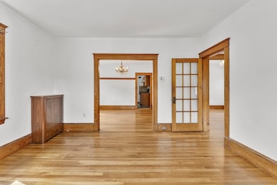 37 Warren Ave unit 2, Hyde Park, MA 02136 - photo 4