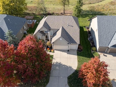 14770 S Glen Eyrie St, Olathe, KS 66061 - photo 3