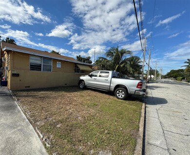 4341 Pinewood Ave, West Palm Beach, FL 33407 - photo 6