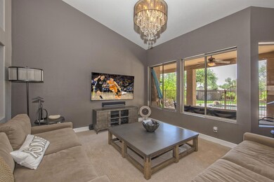 004_Living Room