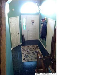 15 Lee Lee Ln, South Amboy, NJ 08879 - photo 3