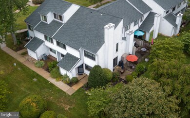 605 Independence Dr, Harleysville, PA 19438 - photo 4