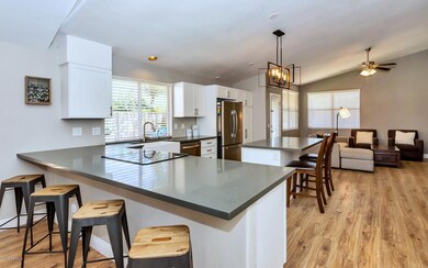 22207 N 22nd Way-large-005-6-Kitchen-150