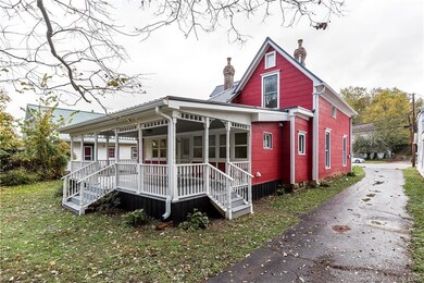 Nice covered back deck