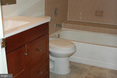 12 Dickens Square, Lutherville Timonium, MD 21093 - photo 6