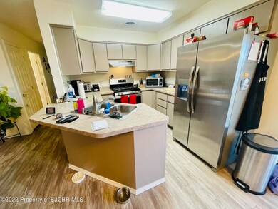 2707 Parque de Oeste Dr, Farmington, NM 87401 - photo 7