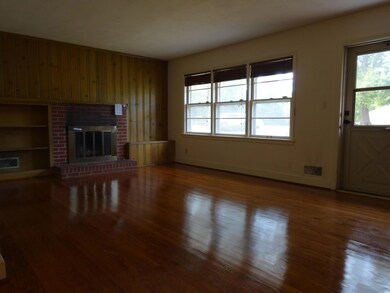 6-Living Room from Dining Room
