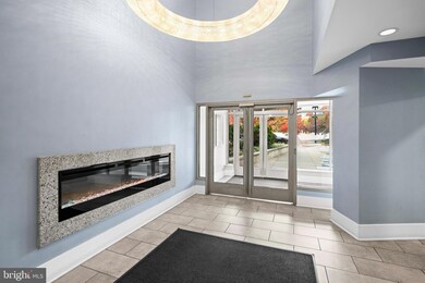 555 Massachusetts Ave NW unit 815, Washington, DC 20001 - photo 3