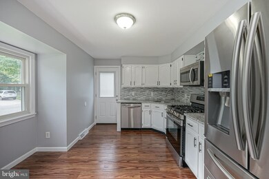 1720 Dayton Ave, Paulsboro, NJ 08066 - photo 5