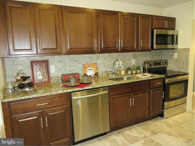 2928 Wythe Ct, Woodbridge, VA 22191 - photo 3