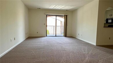 950 Cold Spring Rd unit 10, Allentown, PA 18103 - photo 4