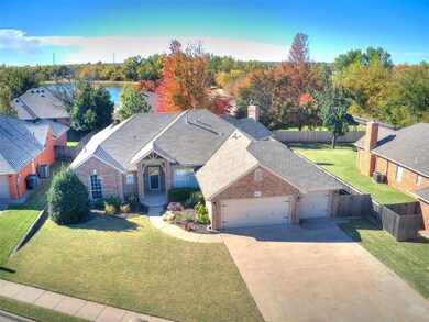 2824 Sterling Dr, Edmond, OK 73012 - photo 3