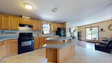 1999 Highgate Rd, Saint Albans, VT 05478 - photo 3