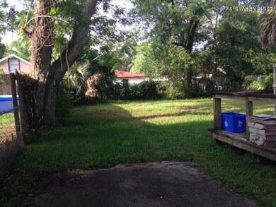 5122 Sunderland Rd, Jacksonville, FL 32210 - photo 4