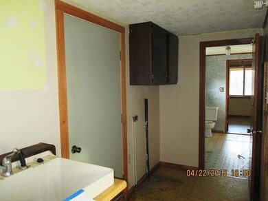 194 Dunn Rd, Dexter, ME 04930 - photo 5