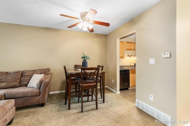 4575 Moffett Rd NW unit 100, Comstock Park, MI 49321 - photo 5
