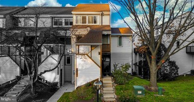 18180 Windsor Hill Dr, Olney, MD 20832 - photo 2