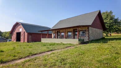 Commercial listing in Hardy Arkansas004