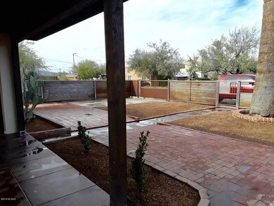 234 e elm 16