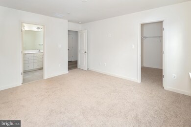 297 Buckeye Cir, La Plata, MD 20646 - photo 6