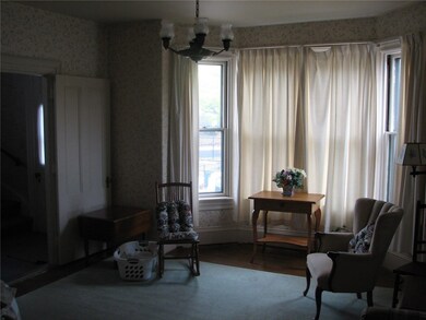 82 Jefferson Ave, Pawtucket, RI 02860 - photo 2