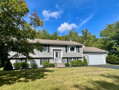 51 Wildwood Dr, Brunswick, ME 04011 - photo 3