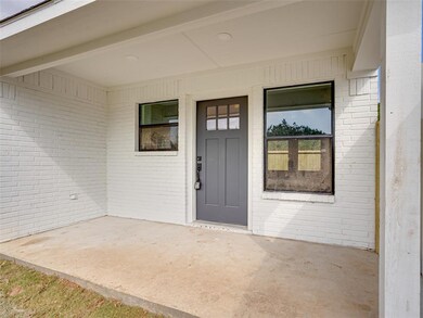 1310 Dorado Dr, Granbury, TX 76048 - photo 2