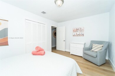 2222 Douglas St, Hollywood, FL 33020 - photo 7