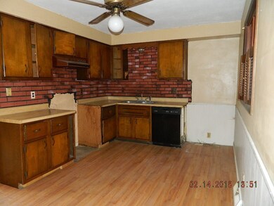 2213 Midland Dr, Erie, PA 16506 - photo 3