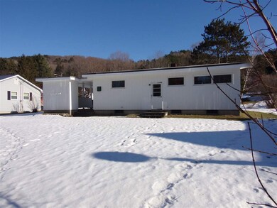 29 Shaw Cir, Northfield, VT 05663 - photo 4