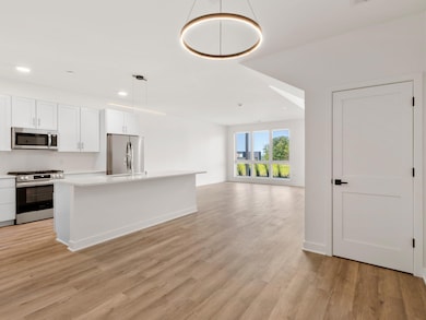 9378 S Alder Place unit 103, Oak Creek, WI 53154 - photo 7